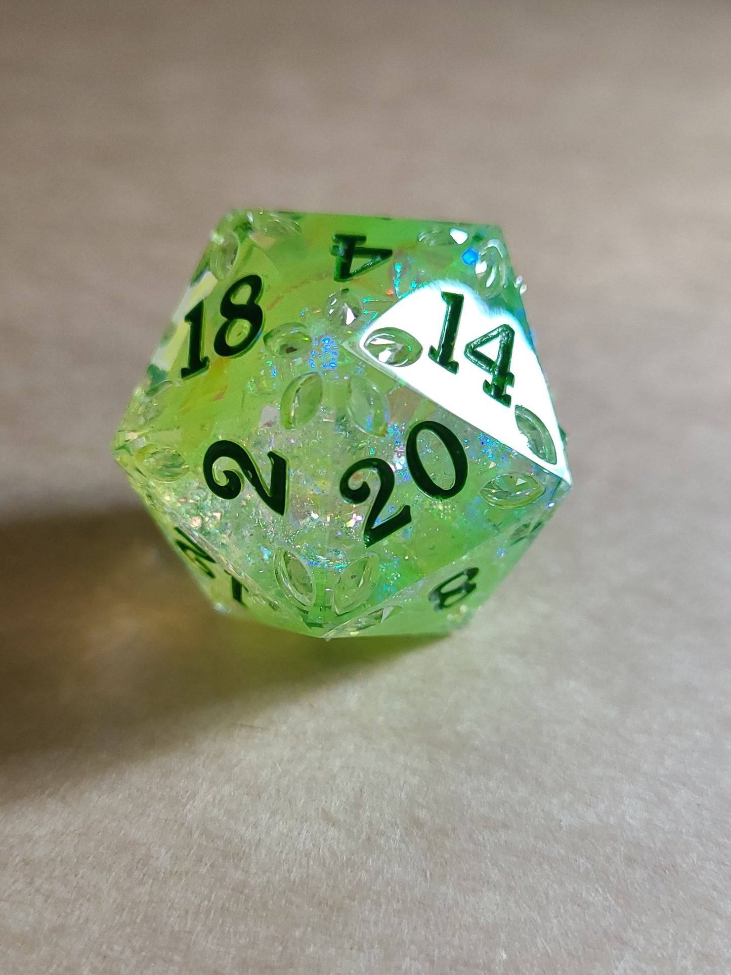 Gemburst: Verdant Rebirth D20, 28mm