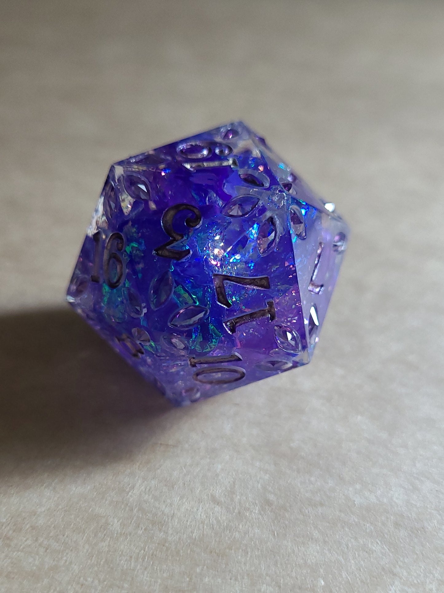 Gemburst: Arcane Aurora D20, 28mm