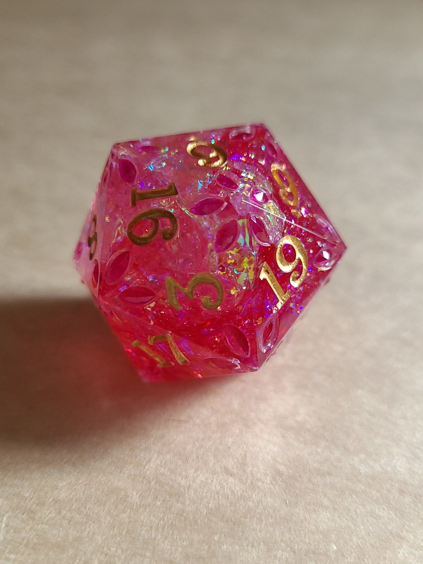 Gemburst: Desert Jewel D20, 28mm